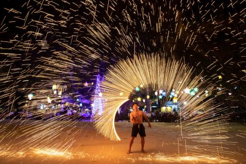 Tetamu yang menginap di Avatara Resort