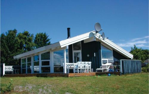 Holiday home Annavej Grenaa I -  Room  picture :   Tea/Coffee maker    Shower    TV                           