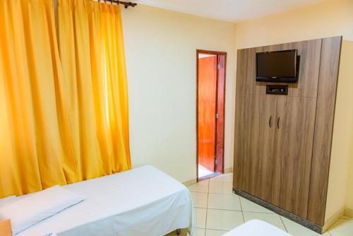 Μια τηλεόραση ή/και κέντρο ψυχαγωγίας στο Hotel Trilhos de Minas