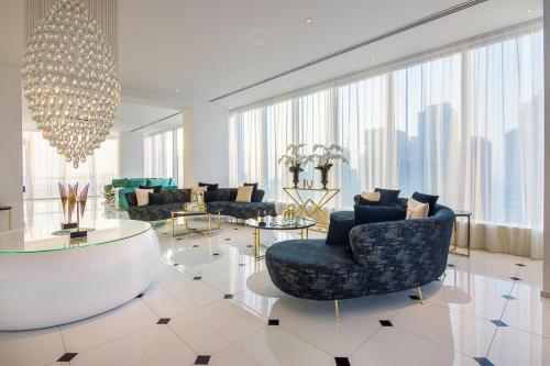 Apartment Full Floor Penthouse in Dubai Marina with Private Pool, UAE - Booking.com