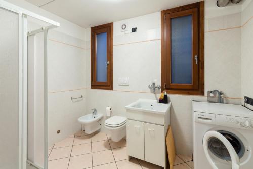 Ένα μπάνιο στο Casa Lorena