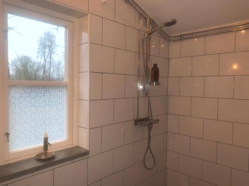 Koupelna v ubytování Dränghuset