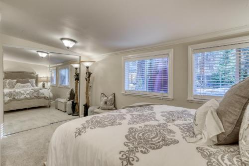 Elegant Tranquility Chalet – Photos 5