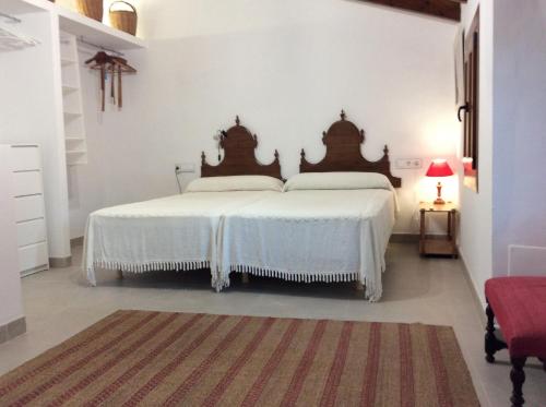 A bed or beds in a room at Filoses 18A