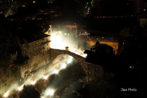 a view of a city at night with lights at Minihouse Lisa CIR 0005 in Hone