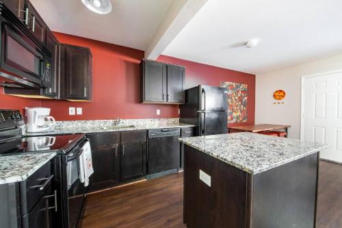 WanderJaunt - Walton - 2BR - Central Austin