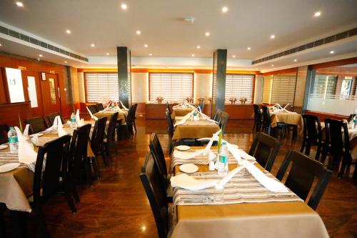 Restoran ili drugo mesto za obedovanje u objektu Luxora Hotel and Spa