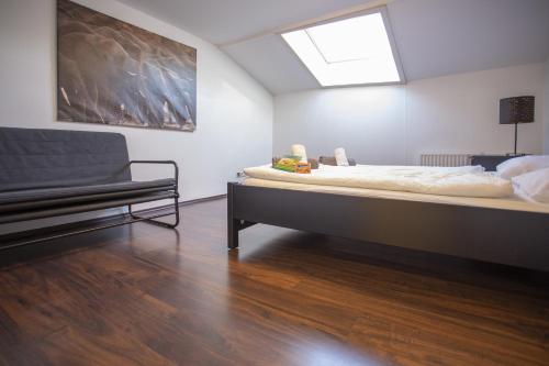 Cozy Old Town Apartment – Photos 2