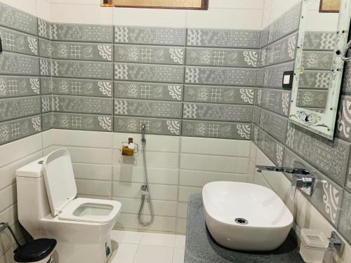 Koupelna v ubytování Hotel Shuhrah-I-Afaq