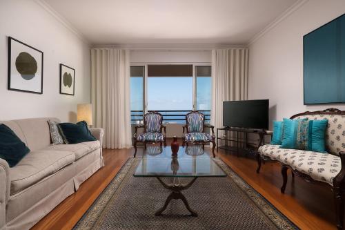 Aura Monumental - Pool Retreat by LovelyStay