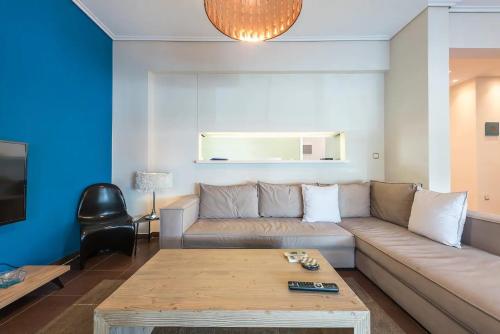 Glyfada Glass-Walled Designed Apt 1Gbps