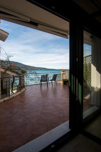 Gallery image of Velanidia Apartments in Plataria