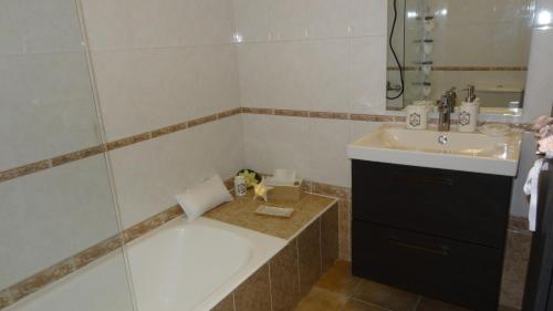 A bathroom at Estrella