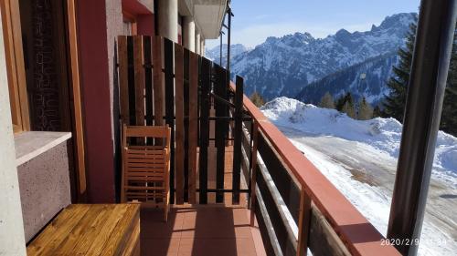 Vue générale sur la montagne ou vue sur la montagne depuis l'appartement