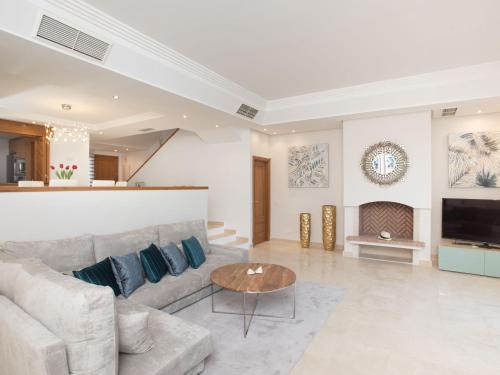 Holiday Home Perla Blanca by Interhome