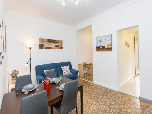 Apartment Gracia- Providencia by Interhome