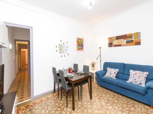 Apartment Gracia- Providencia by Interhome