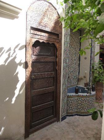 Spacious guest room at Nadir Home, Nadir Home