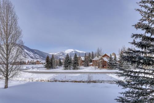 Mountain Escape – Photos 2