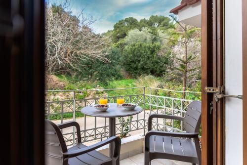 Katerina's Cozy Mountain View Apartment