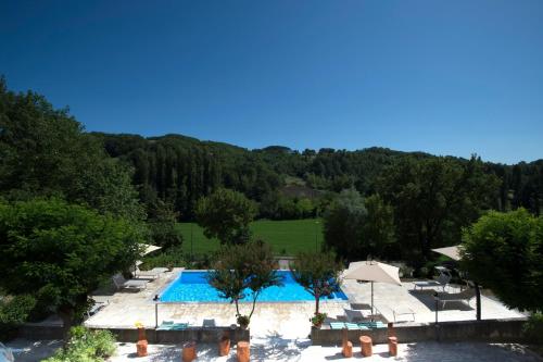 Πισίνα στο ή κοντά στο B&B VILLA GINEVRA