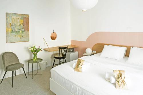 Tempat tidur dalam kamar di Annie's Bed&Breakfast