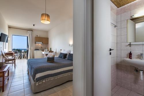 Postel nebo postele na pokoji v ubytování Kanso Rooms