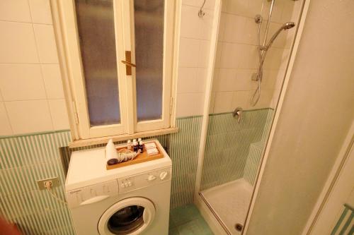 Family 2BR Apartment in Via Giulia