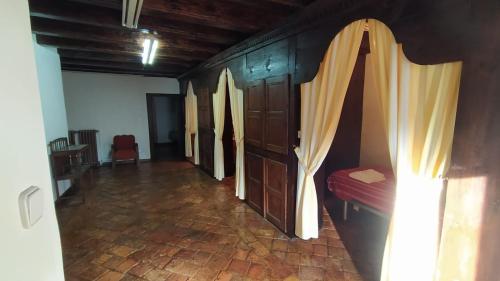 Vacation Home CASA BORRO Jacetania-Roncal, Salvatierra de ...