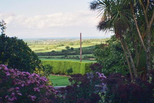 Un paisaje natural cerca of the bed and breakfast