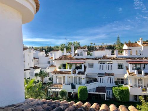 AB Properties - Chic Duplex Penthouse - Puerto Banus - Golden Mile- Los Naranjos