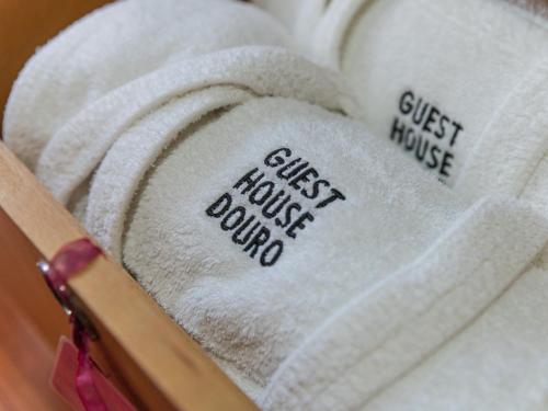 Naktsmītnes Guest House Douro logotips vai norāde