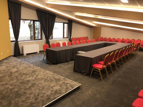 Majoituspaikan Rilets Resort & Spa työ- tai konferenssitilat