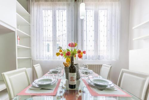 Duplex Apartment in centro con posto auto privato – Photos 2