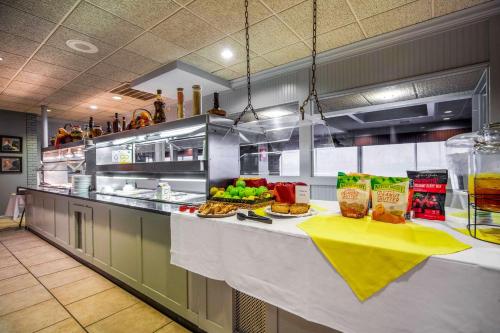 Mad på kroen eller i nærheden