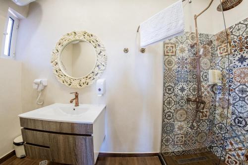 A bathroom at Sofia Vintage Life Apartment