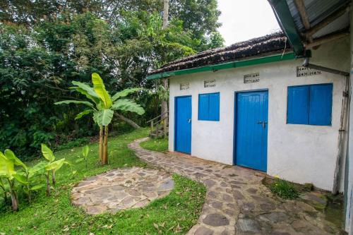 Zahrada ubytování Byoona Amagara at Lake Bunyonyi