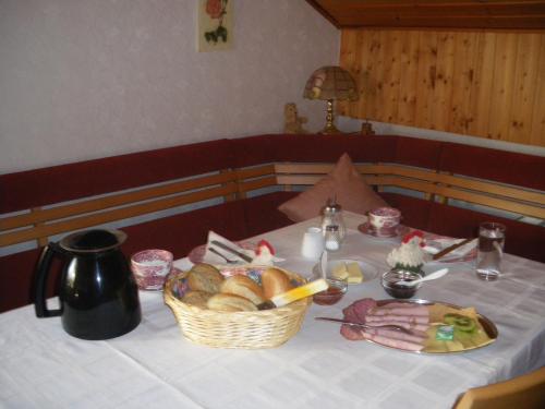 Jídlo v penzionu nebo okolí