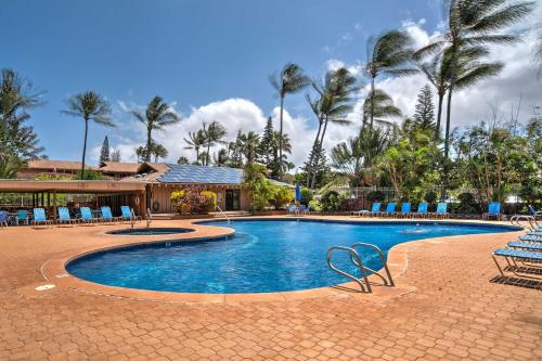 Coastal Resort Condo and Lanai Walk to Kepuhi Beach