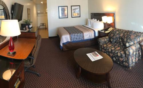 Oakridge Innにあるベッド