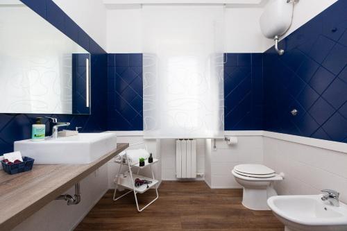 Et badeværelse på CIACCIO HOUSE near airport