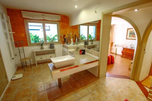 Zona de estar de Orza - holiday home with private swimming pool in Benissa