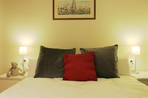 Llit o llits en una habitació de Alguera Apartments Industria