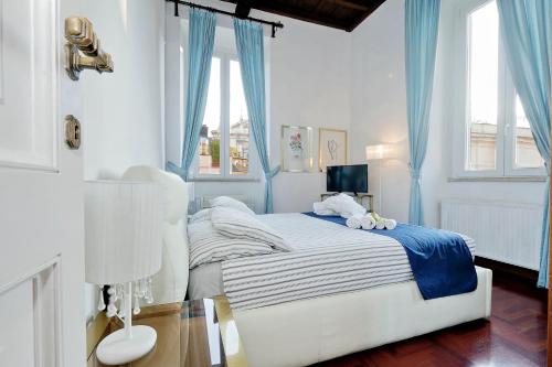 Gallery image of Pantheon Family Romantic Suite in Rome