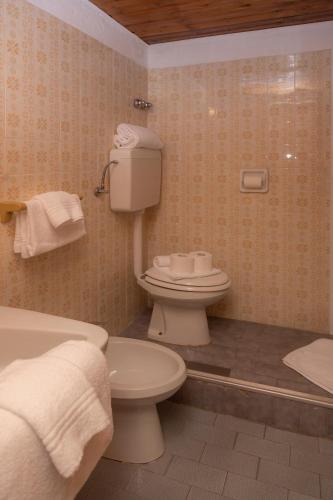 Koupelna v ubytování Hotel Monte Triplex