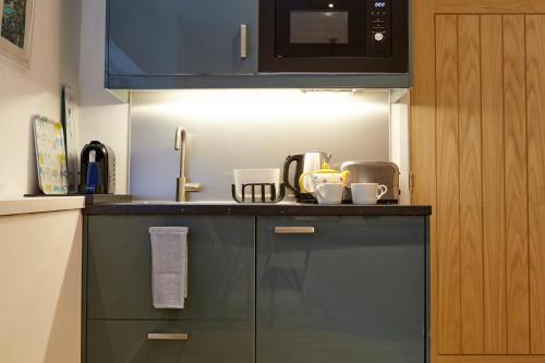 The Mural - City Centre - Your Apartment photo 11
