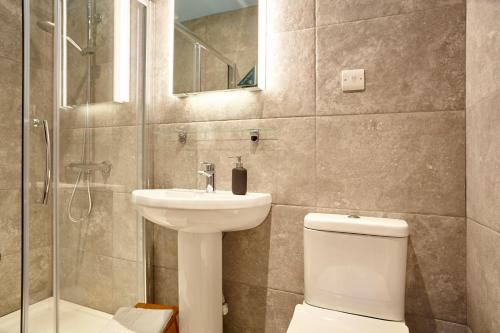 The Mural - City Centre - Your Apartment photo 9
