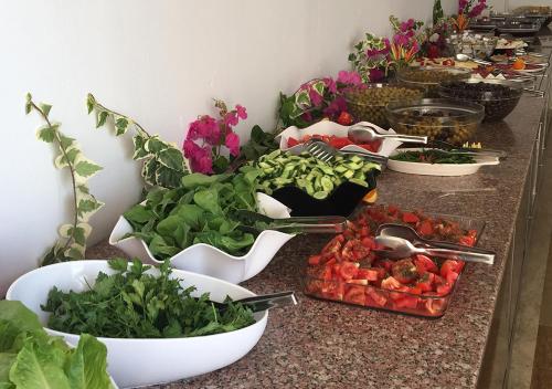 Jídlo v hotelu nebo okolí