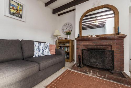 Jurassic Cottage – Photos 3