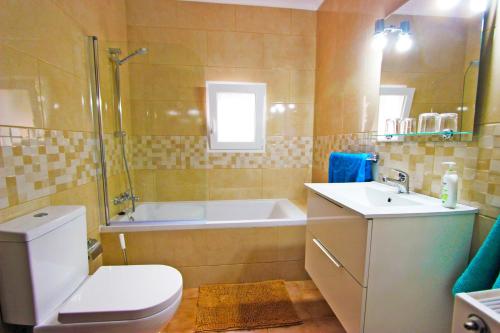 VILLA SPARTACUS - piscina privada y vistas al mar